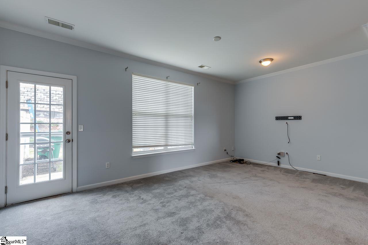 335 Intrepid Court Greer, SC 29650 - Photo 7 of 22 Gallery Image 7