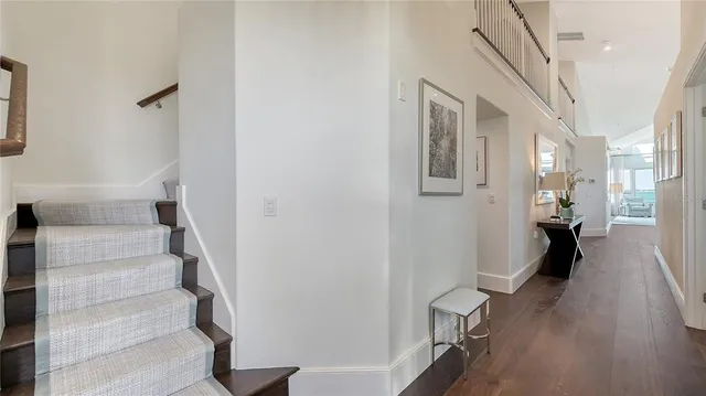 $3,195,000 | 340 Gulf Of Mexico Drive, Unit 136, Longboat Key, FL 34228