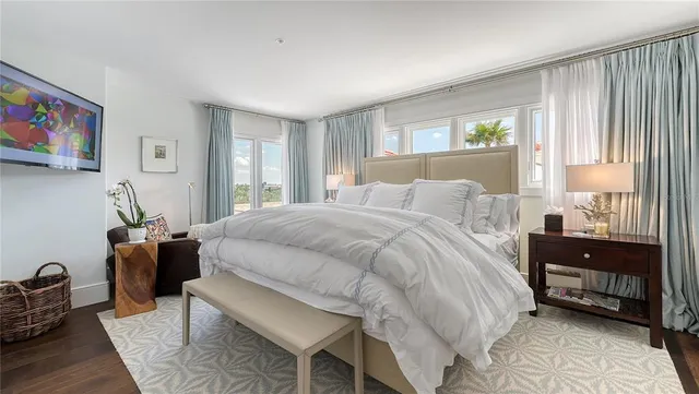 $3,195,000 | 340 Gulf Of Mexico Drive, Unit 136, Longboat Key, FL 34228