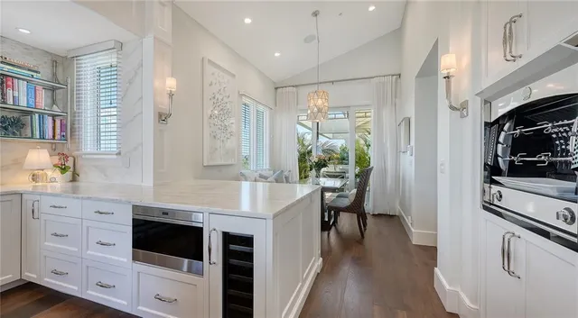 $3,195,000 | 340 Gulf Of Mexico Drive, Unit 136, Longboat Key, FL 34228