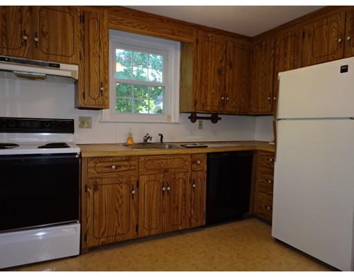 22 Greystone Road Saugus, MA 01906 - Photo 6 of 20 Gallery Image 6
