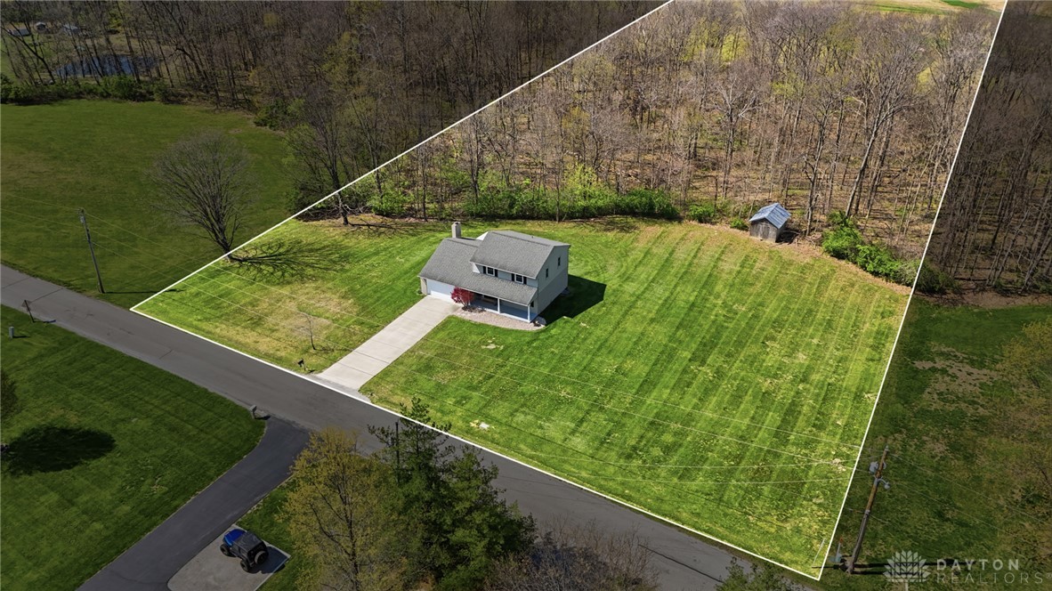 807 Linkhart Road Wilmington, OH 45177 - Photo 2 of 48