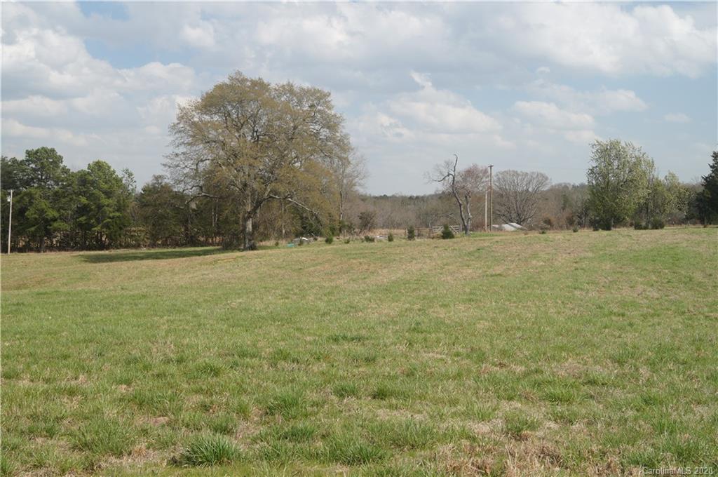 199 State Rd S-44-366, Unit 11&12 Union, SC 29379 - Photo 1 of 28