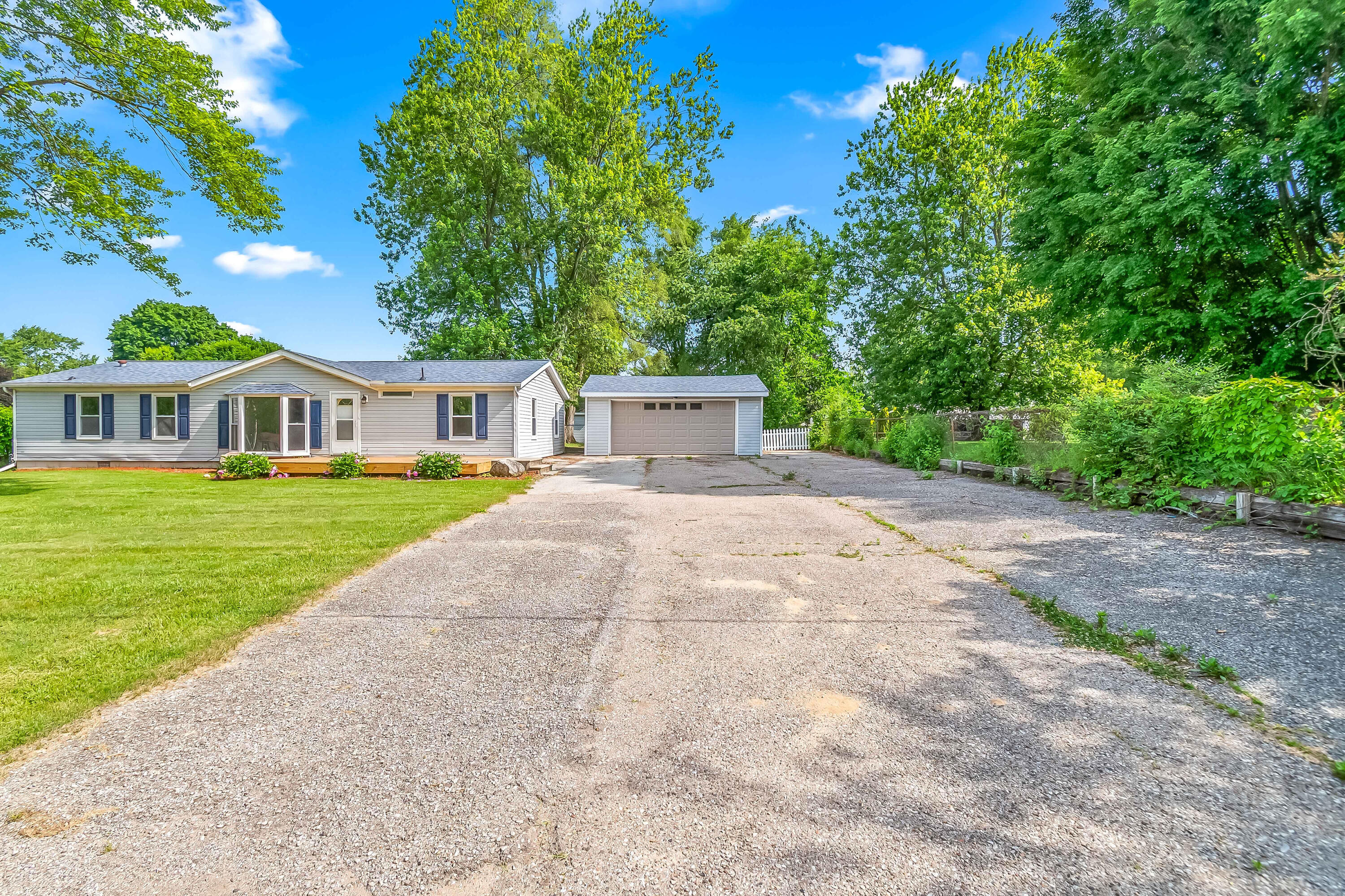 3820 Kaiser Road Tecumseh, MI 49286 - Photo 4 of 34 4