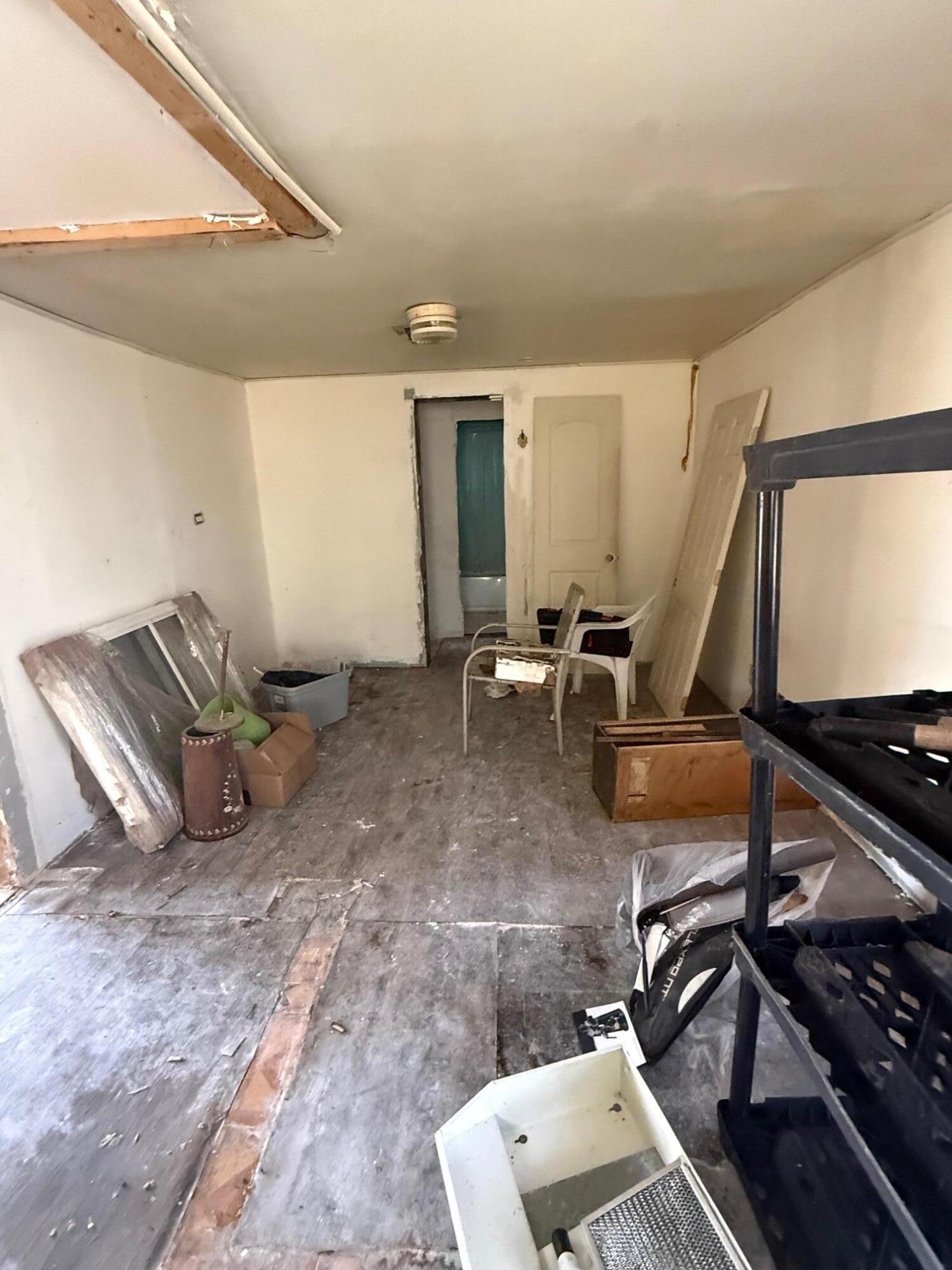 725 Minnie Street Michigan City, IN 46360 - Photo 3 of 12 a room with gym equipment