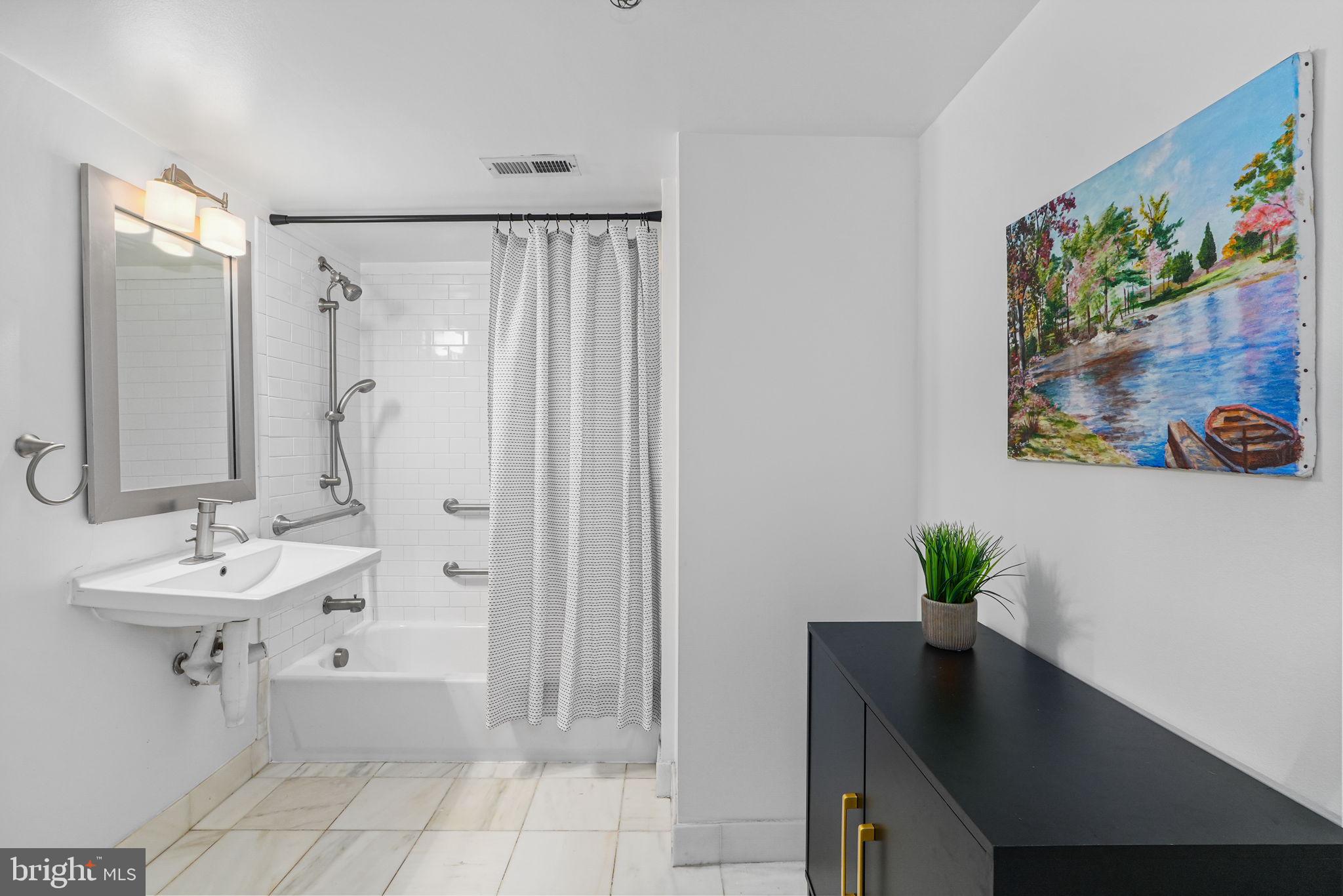 420 16th Street Southeast, Unit 109 Washington, DC 20003 - Photo 17 of 23