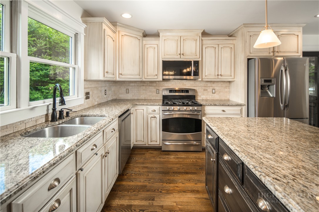 105 Katie Way Boone, NC 28607 - Photo 12 of 50