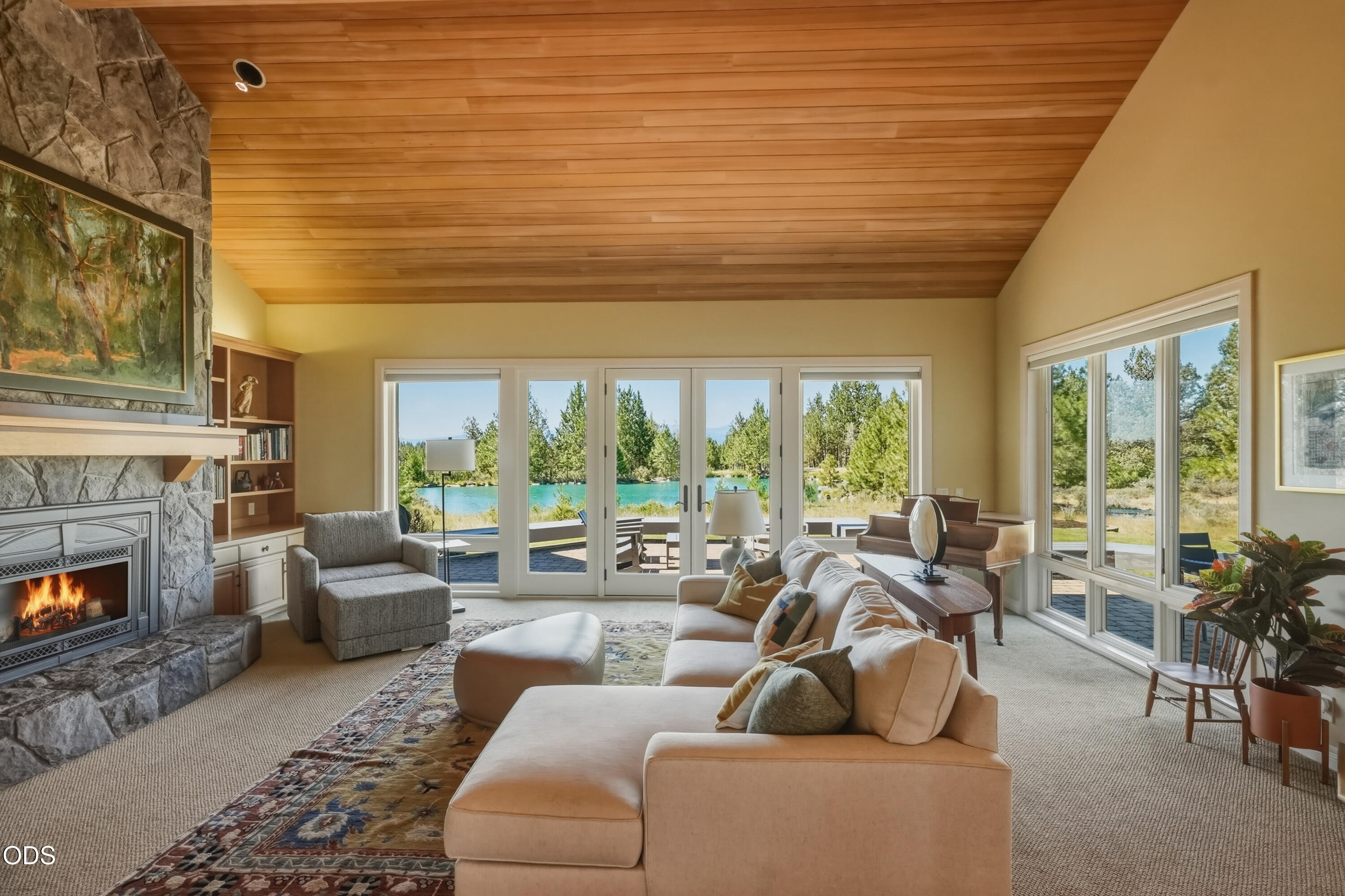 16150 Fox Ridge Circle Sisters, OR 97759 - Photo 6 of 51