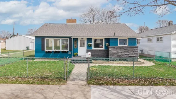 $219,000 | 1518 Stephenson Avenue, Escanaba, MI 49829