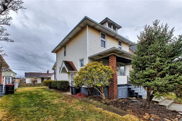 $219,900 | 605 St. Clair Street, Latrobe, PA 15650