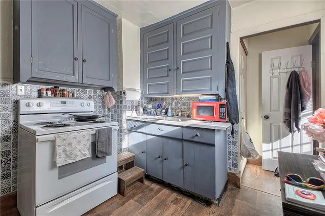 $242,900 | 605 St. Clair Street, Latrobe, PA 15650