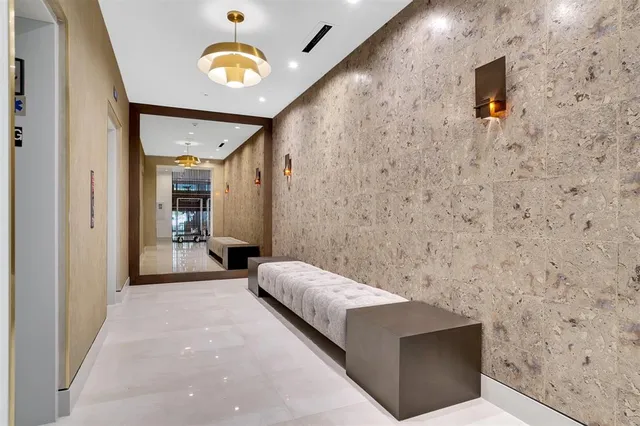 $12,750 | 435 Bayshore Drive, Unit 803, Fort Lauderdale, FL 33304