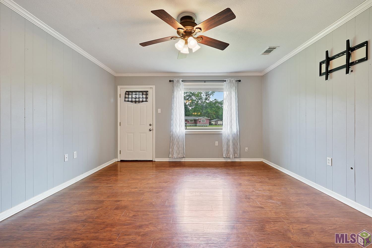 8194 Lockhart Road Denham Springs, LA 70726 - Photo 2 of 11 Gallery Image 2