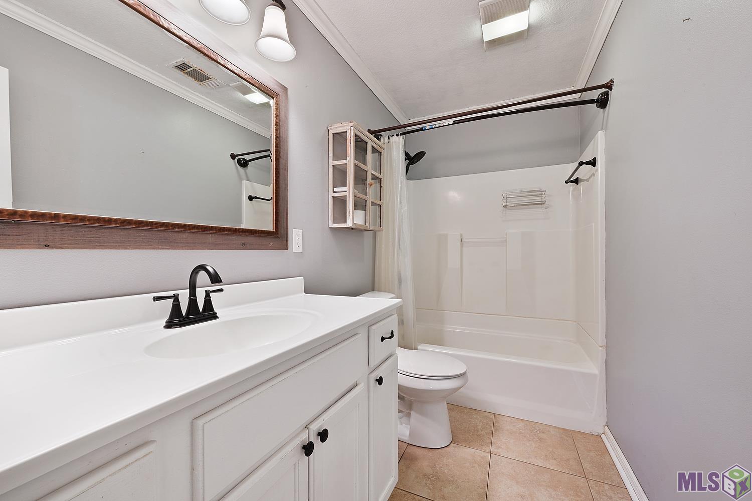 8194 Lockhart Road Denham Springs, LA 70726 - Photo 9 of 11 Gallery Image 9