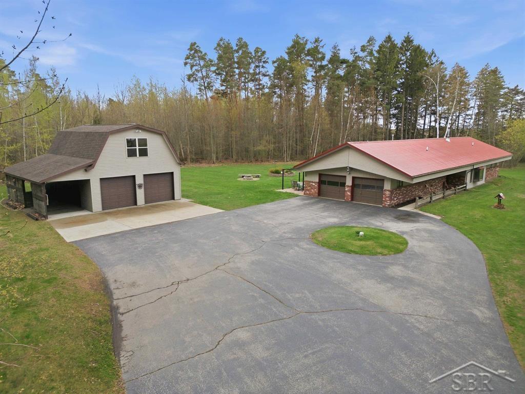 1280 East Kitchen Road Pinconning, MI 48650 - Photo 1 of 43