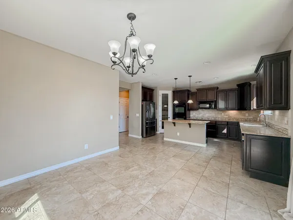 $2,695 | 7707 South 23rd Lane, Phoenix, AZ 85041