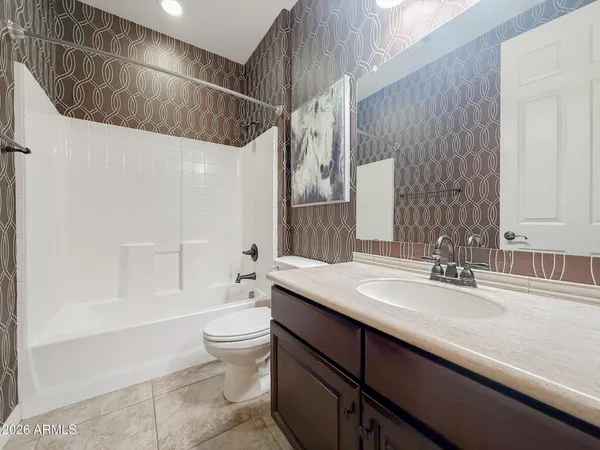 $2,695 | 7707 South 23rd Lane, Phoenix, AZ 85041