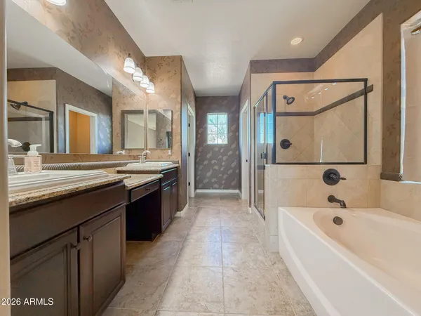 $2,695 | 7707 South 23rd Lane, Phoenix, AZ 85041