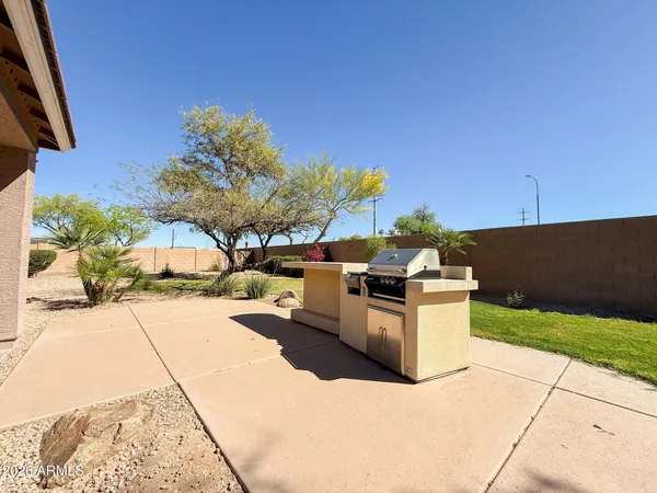 $2,695 | 7707 South 23rd Lane, Phoenix, AZ 85041