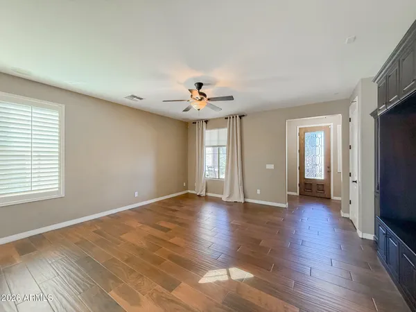 $2,695 | 7707 South 23rd Lane, Phoenix, AZ 85041