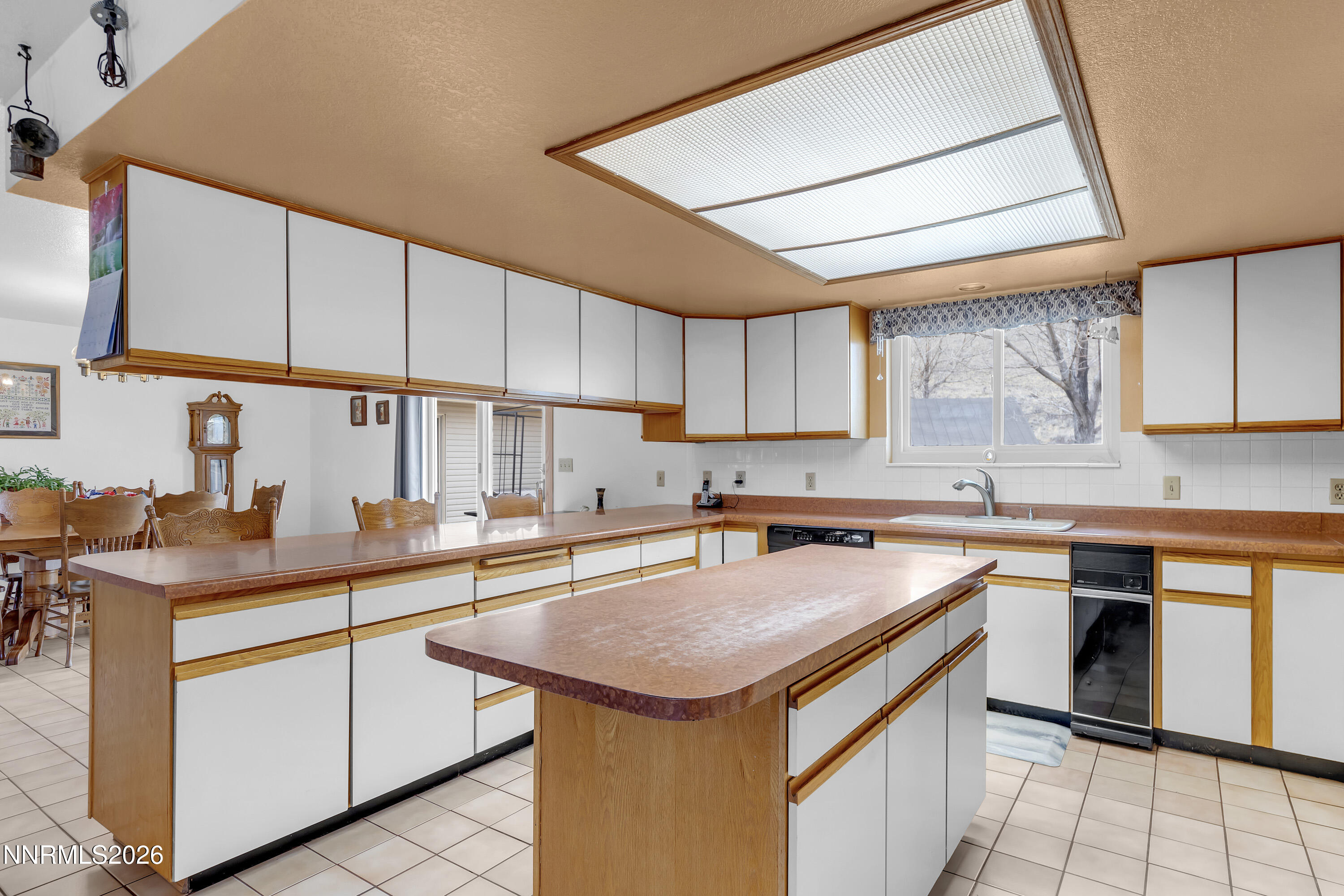 255 Shetland Circle Reno, NV 89508 - Photo 21 of 68 Shetland255-012