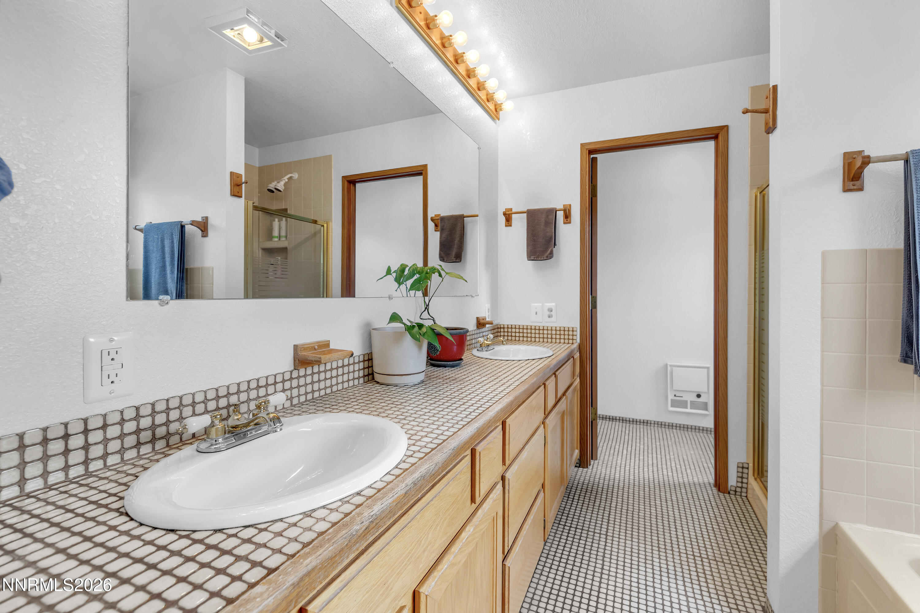 255 Shetland Circle Reno, NV 89508 - Photo 34 of 68 Shetland255-022