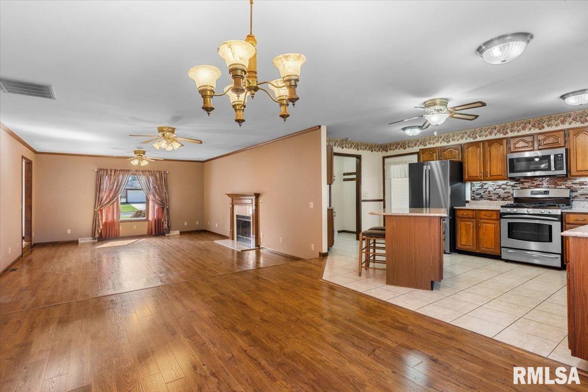 5 Sequoia Court Springfield, IL 62712 - Photo 11 of 42