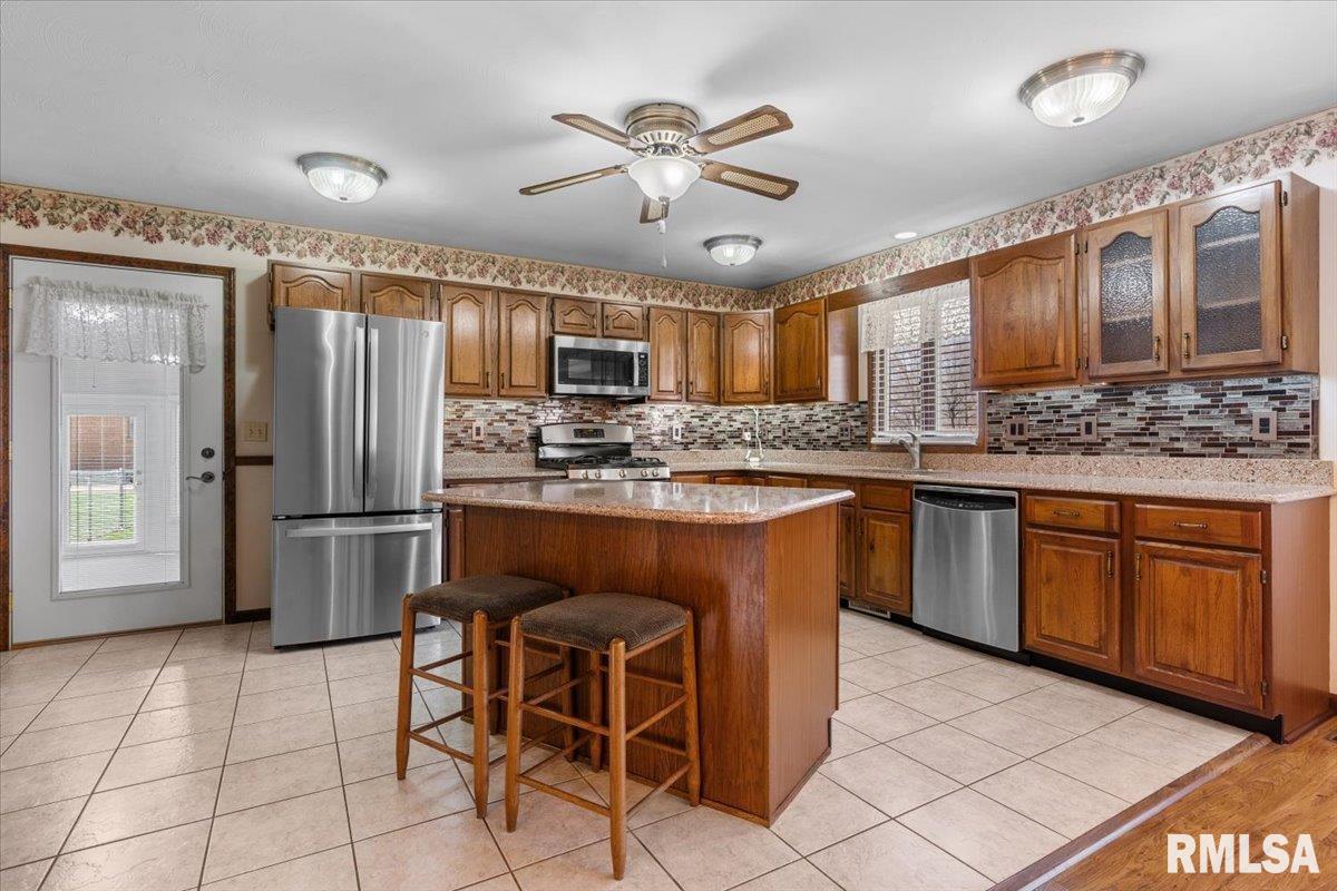 5 Sequoia Court Springfield, IL 62712 - Photo 13 of 42