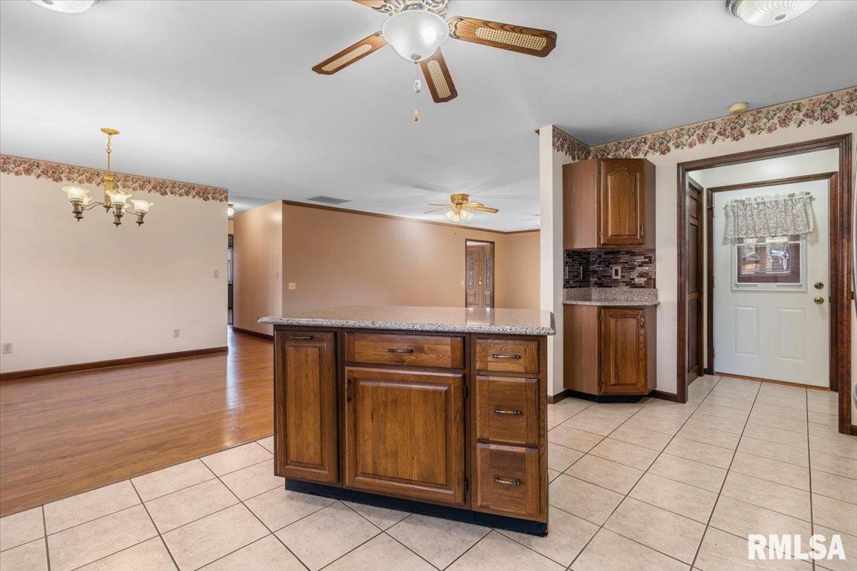 5 Sequoia Court Springfield, IL 62712 - Photo 15 of 42