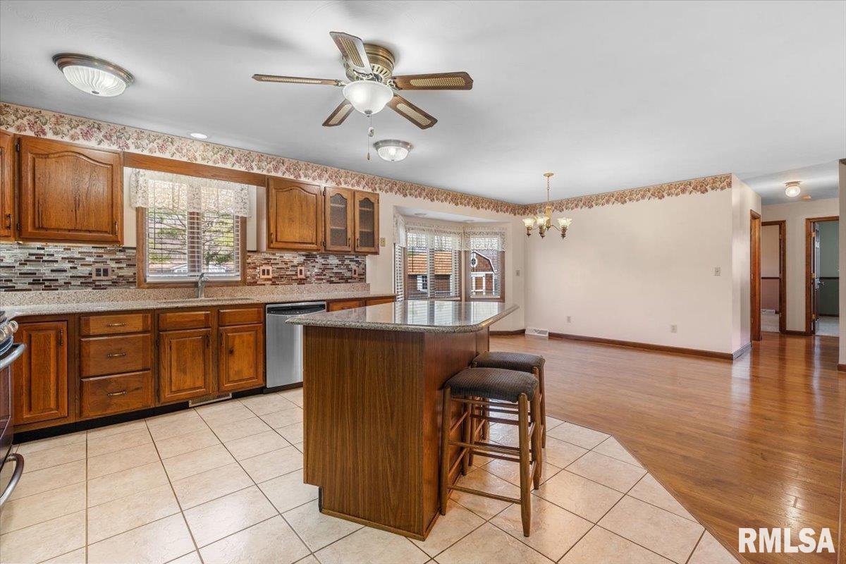 5 Sequoia Court Springfield, IL 62712 - Photo 16 of 42