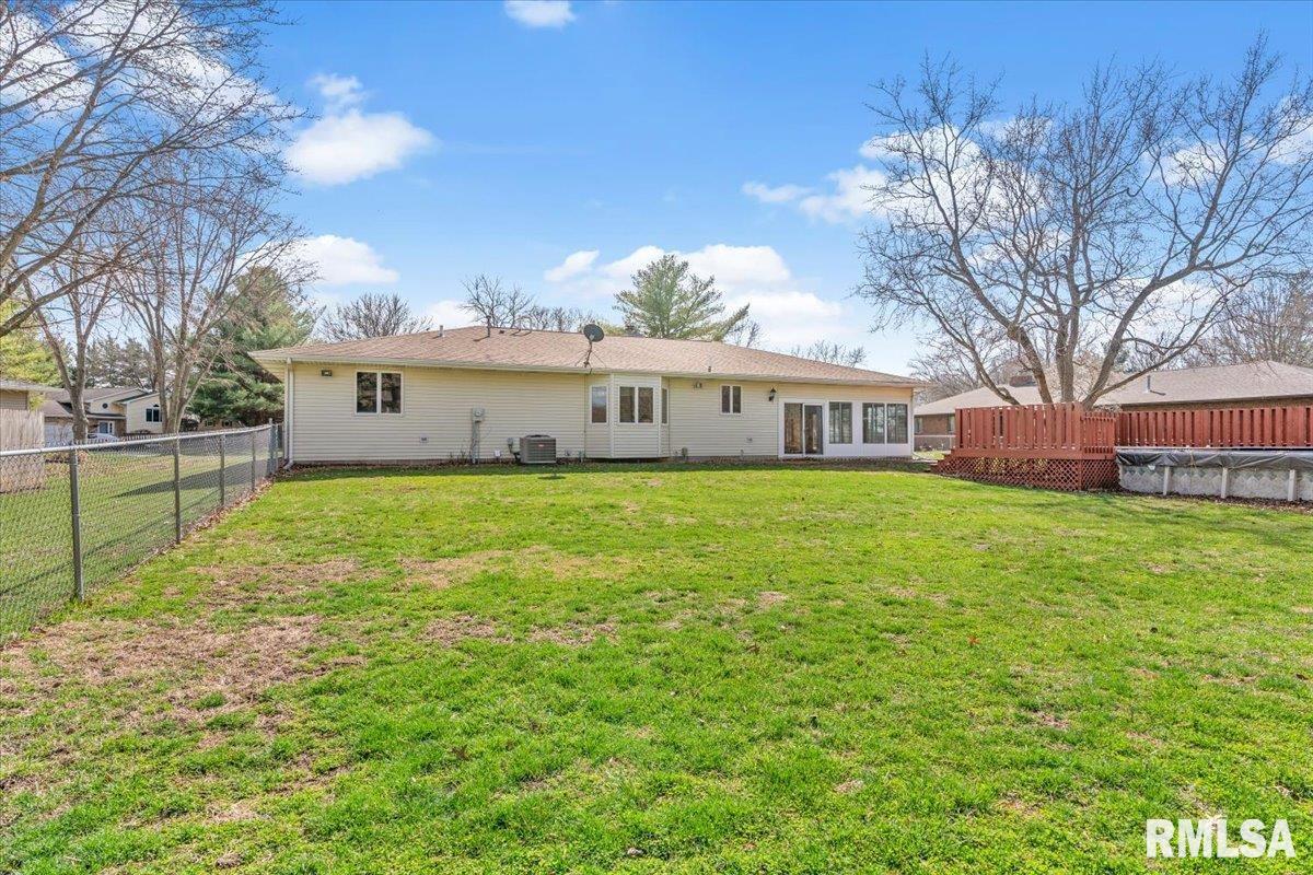 5 Sequoia Court Springfield, IL 62712 - Photo 39 of 42