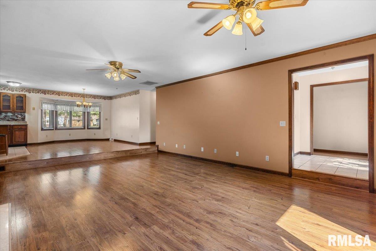 5 Sequoia Court Springfield, IL 62712 - Photo 7 of 42