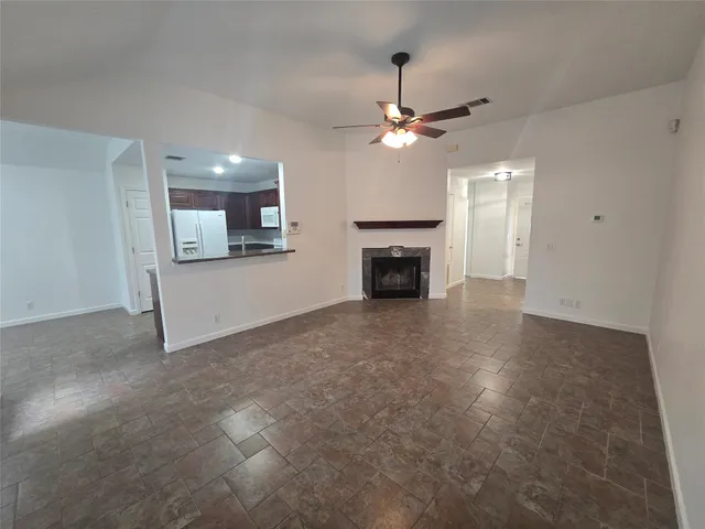 $1,650 | 103 Hummingbird Court, Cedar Creek, TX 78612