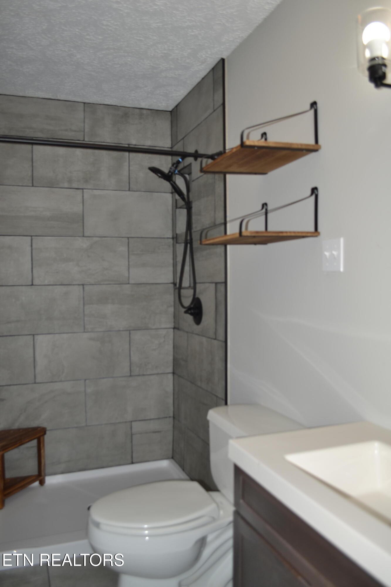 105 Rand Circle Oak Ridge, TN 37830 - Photo 25 of 60 Gallery Image 25