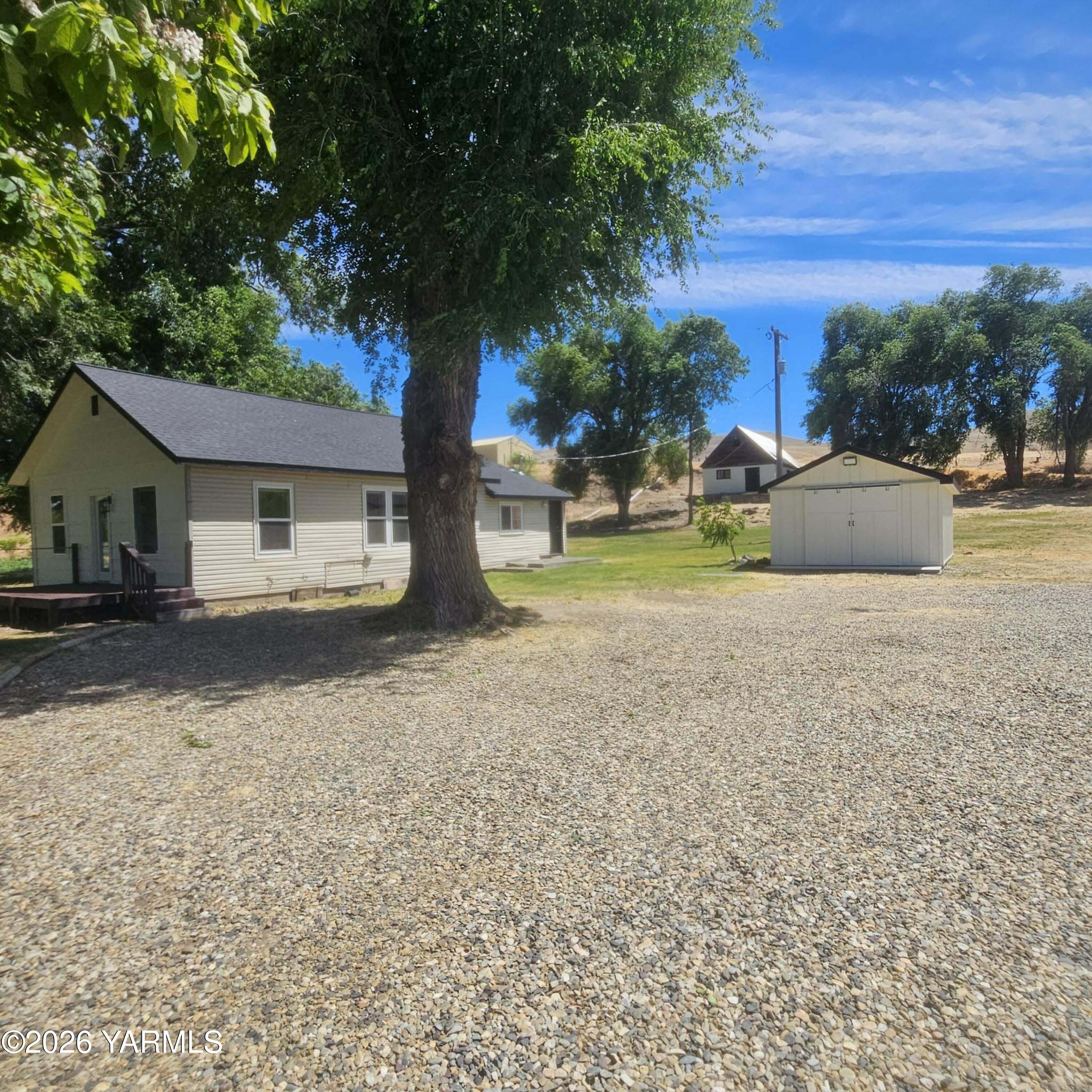 168501 Byron Road Prosser, WA 99350 - Photo 6 of 16 1000032118