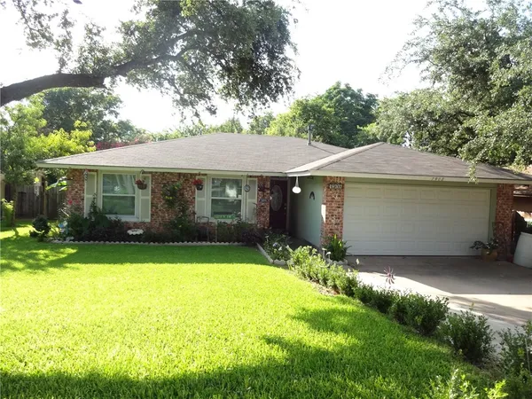 $2,000 | 7908 Creekmere Lane, Austin, TX 78748