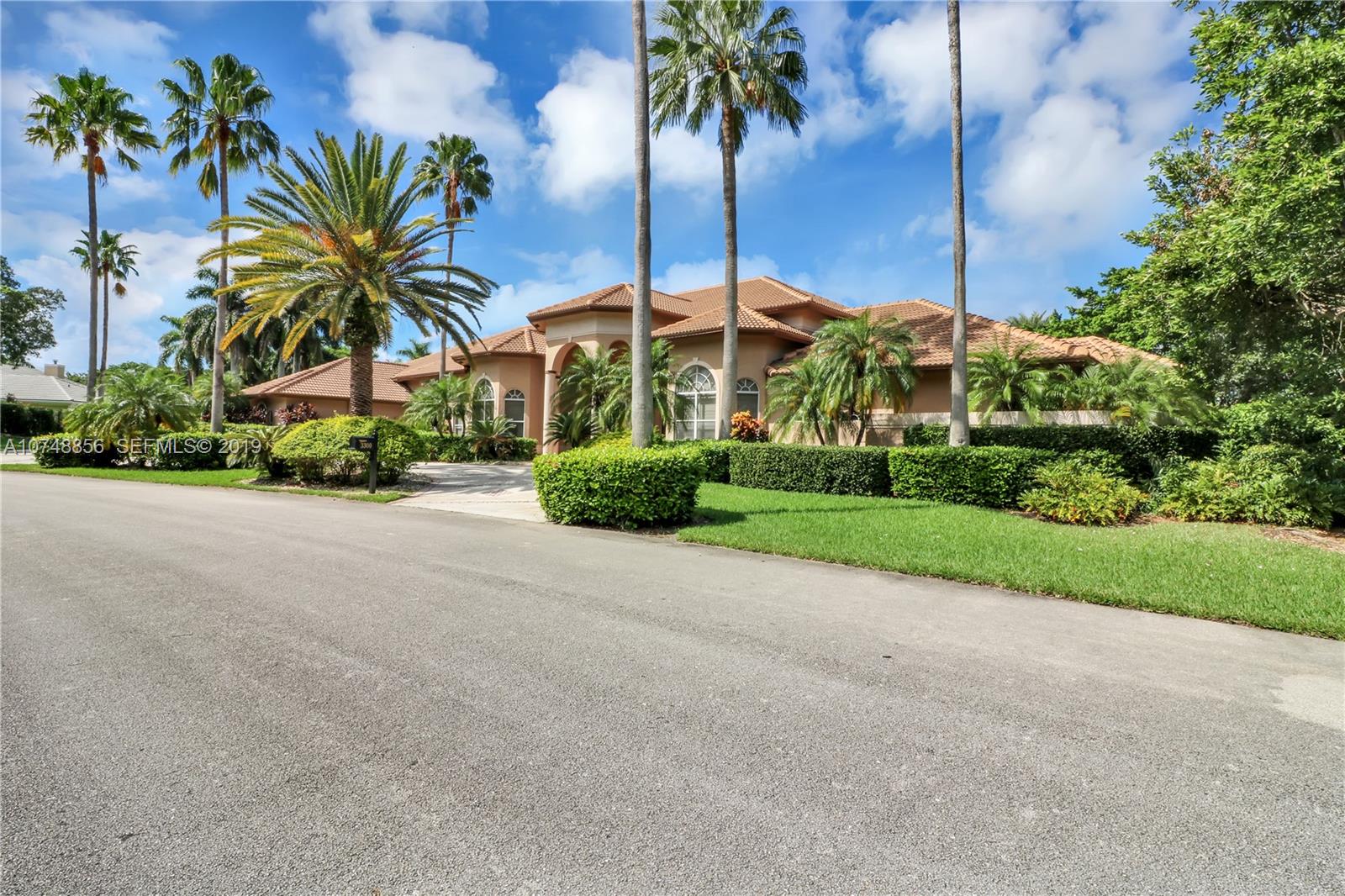 3300 Paddock Road Weston, FL 33331 - Photo 5 of 26