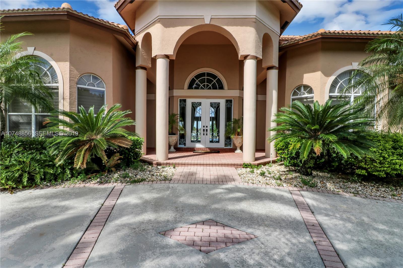 3300 Paddock Road Weston, FL 33331 - Photo 7 of 26