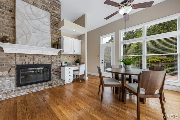 $885,000 | 17609 Burnham Court, Chesterfield, MO 63005