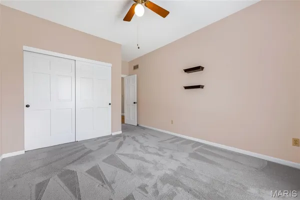 $885,000 | 17609 Burnham Court, Chesterfield, MO 63005