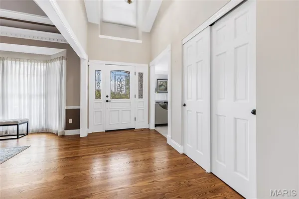 $885,000 | 17609 Burnham Court, Chesterfield, MO 63005