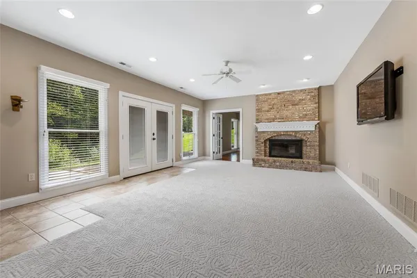 $885,000 | 17609 Burnham Court, Chesterfield, MO 63005