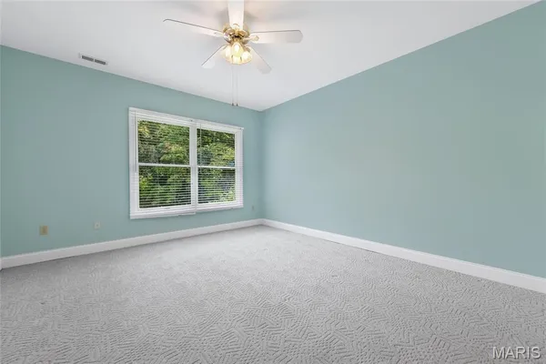 $885,000 | 17609 Burnham Court, Chesterfield, MO 63005