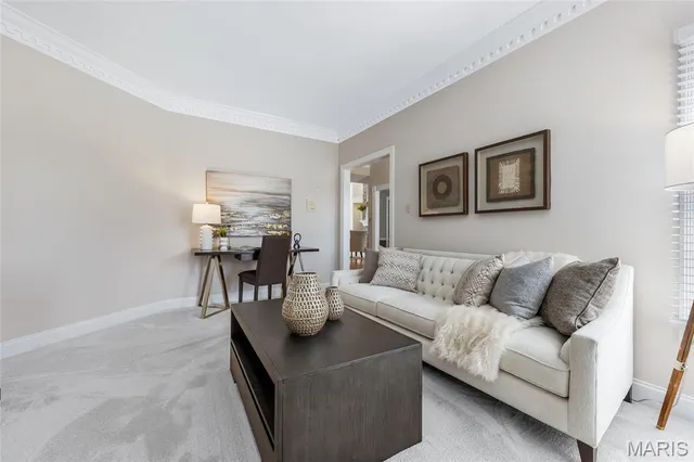 $899,900 | 17609 Burnham Court, Chesterfield, MO 63005