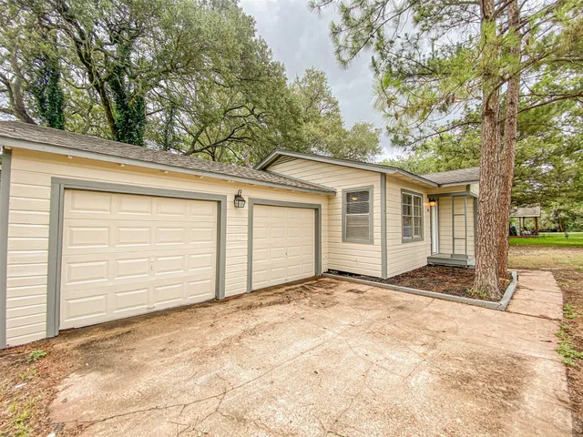 a view of a house with a outdoor space