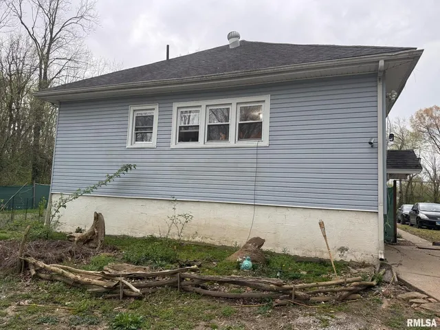 $60,000 | 315 West Furlong Street, Carrier Mills, IL 62917
