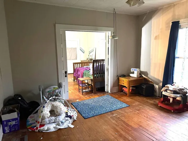 $60,000 | 315 West Furlong Street, Carrier Mills, IL 62917