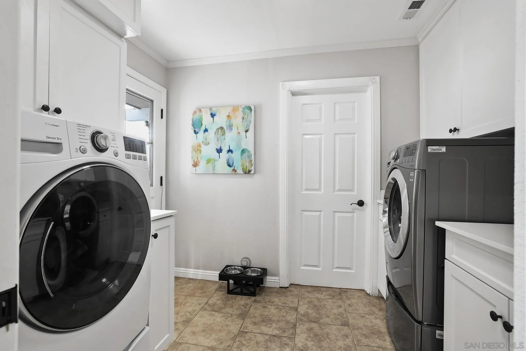 750 Jericho Drive Fallbrook, CA 92028 - Photo 22 of 69 a storage room with washer and dryer