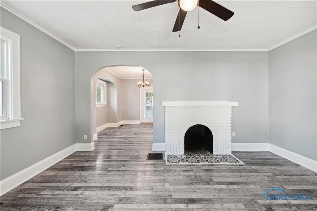 2041 Mansfield Road Toledo, OH 43613 - Photo 8 of 33 Gallery Image 8