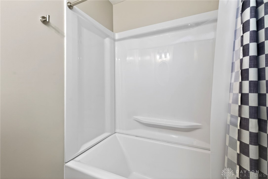 9281 Eby Road Germantown, OH 45327 - Photo 14 of 30 Gallery Image 14